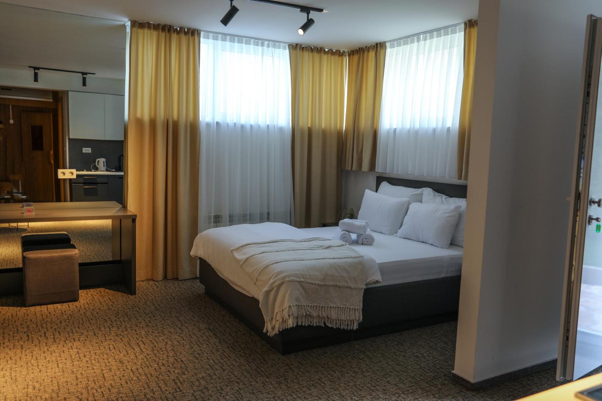 Studio Apartments Visit Point Сараево Екстериор снимка