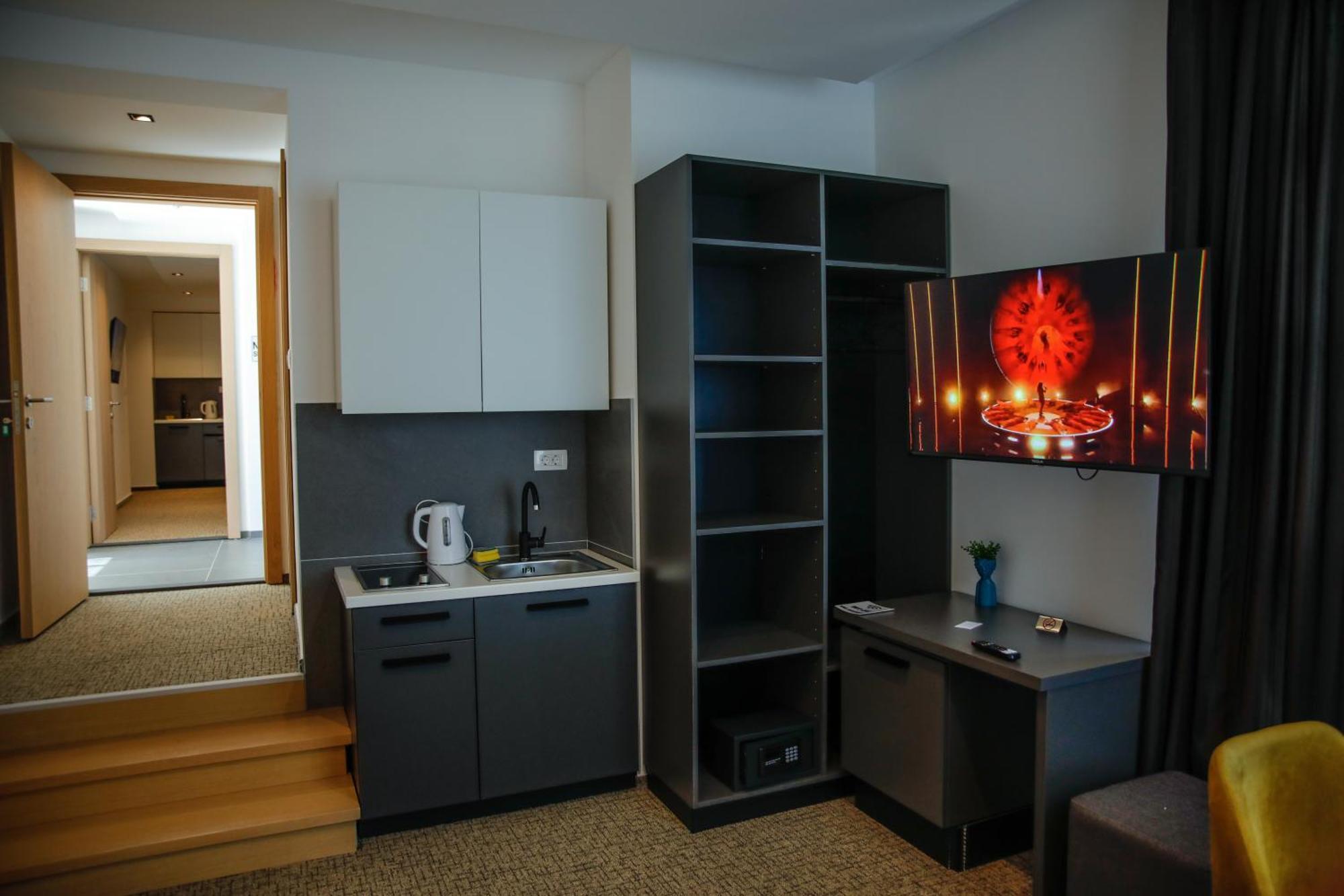 Studio Apartments Visit Point Сараево Екстериор снимка